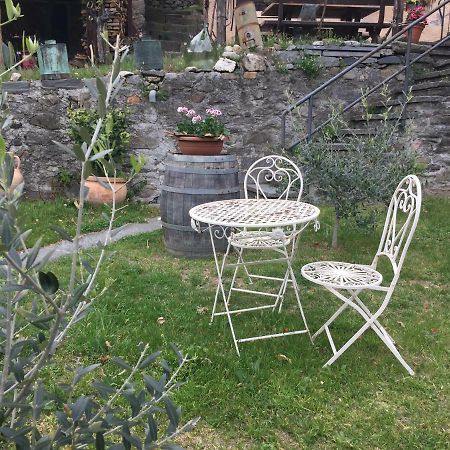 Casa Immersa Nel Vigneto 로버레도 외부 사진
